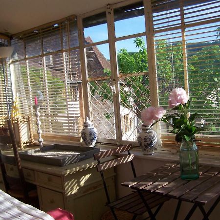 Lilas-Rose Hotel Figeac Exterior photo